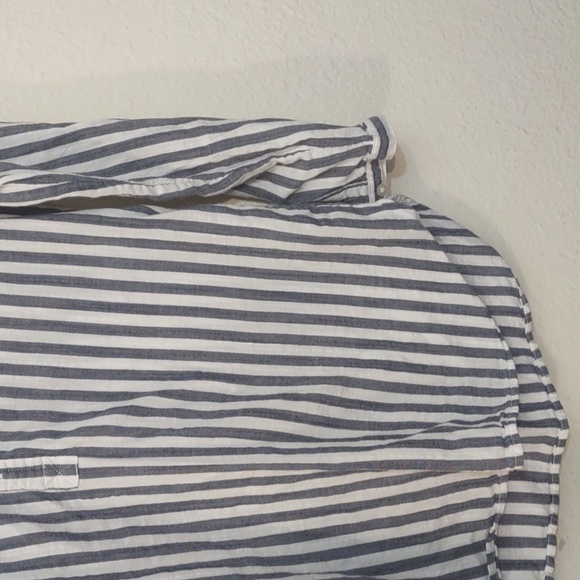 SLIGHTLY USED OLD NAVY LONG SLEEVE BUTTON SHIRT VERTICAL STRIPES SIZE XS - Picture 8 of 14